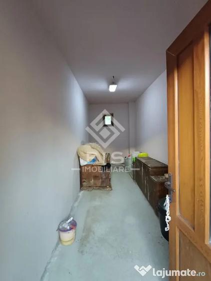 Casă cu 5 camere cu Teren 2194 Mp în Caila