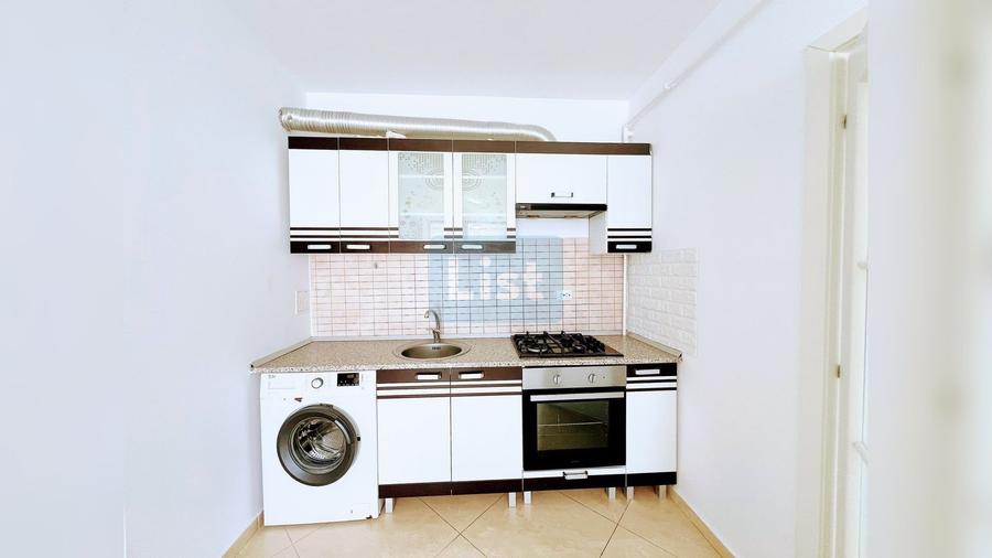 Apartament cu 2 camere semidecomandat în Serele Vișoianu