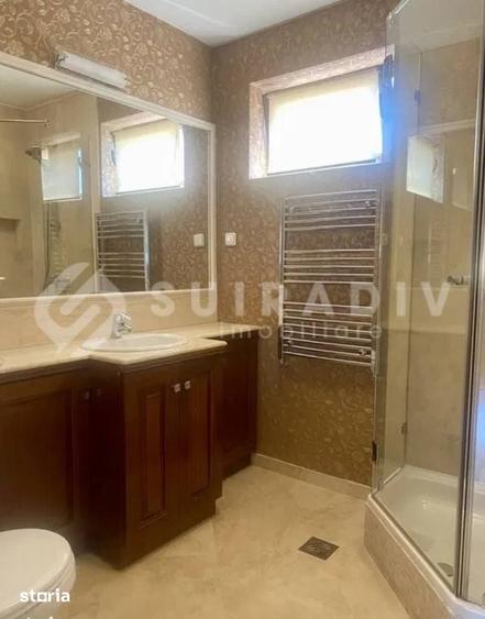 Apartament cu 3 camere în Europa
