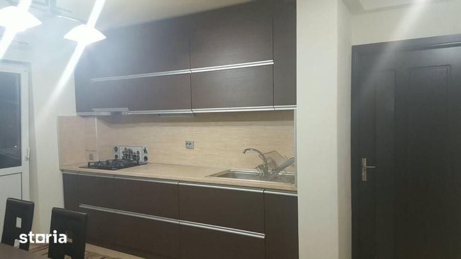 Apartament cu 2 camere decomandat în Plopilor