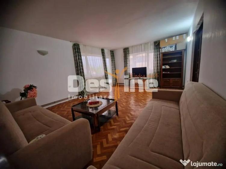 Casă cu 7 camere cu Teren 775 Mp în Păulești