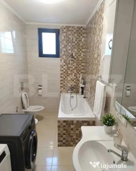 Apartament cu 3 camere semidecomandat în Central