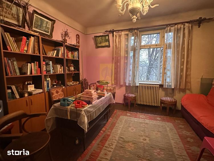 Apartament cu 4 camere în Obor