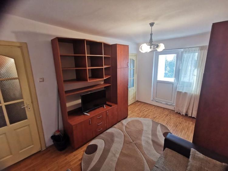 Garsonieră în Buziașului