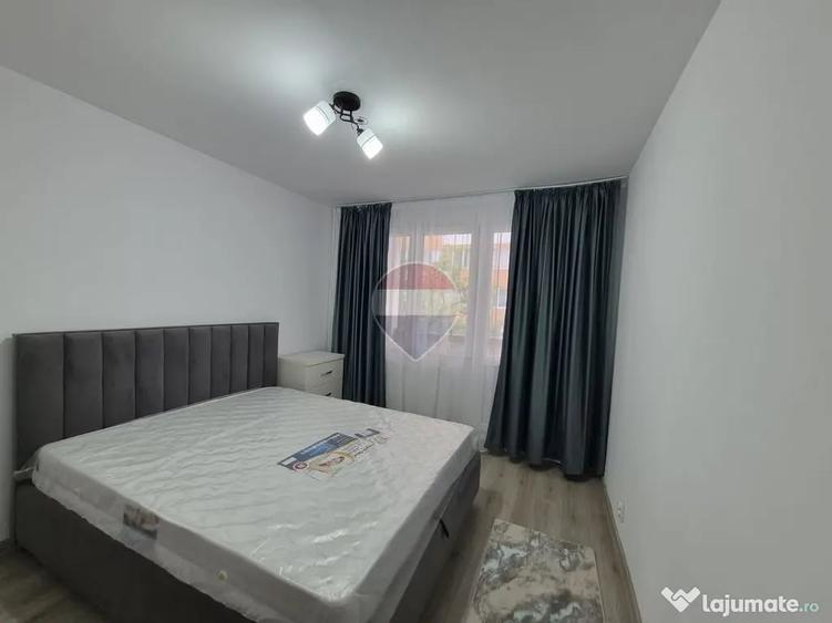 Apartament cu 3 camere semidecomandat în Sălaj