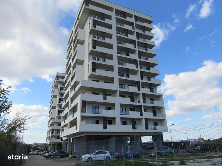 Apartament cu 3 camere semidecomandat în Fundeni