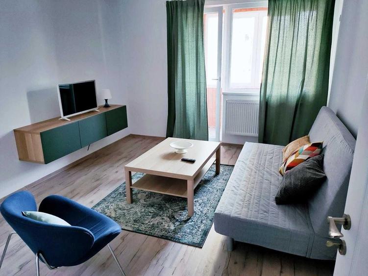 Apartament cu 2 camere decomandat în Drumul Taberei