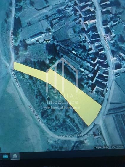 Teren agricol intravilan de 1717 mp, în Porumbacu de Jos
