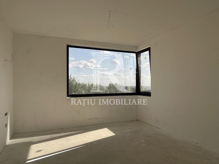 Casă individuală cu 3 camere cu Canalizare în Dealuri Oradea