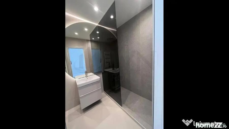 Apartament cu 2 camere decomandat în Aviației