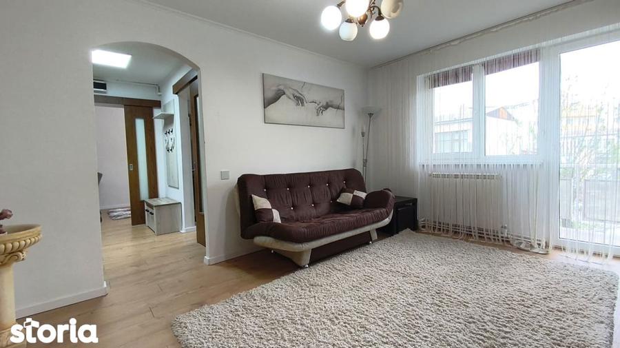 Apartament cu 2 camere în 22 Decembrie