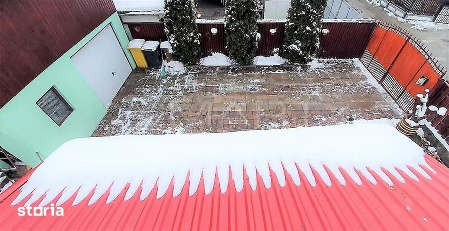 Casă cu Teren 250 Mp în Central