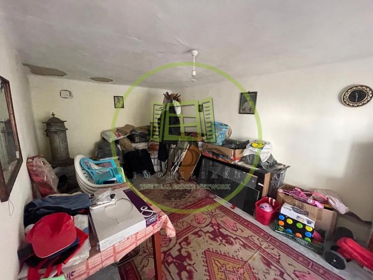 Casa parter bilaterala cu teren de 401mp si toate utilitatile in Catargiu - 10