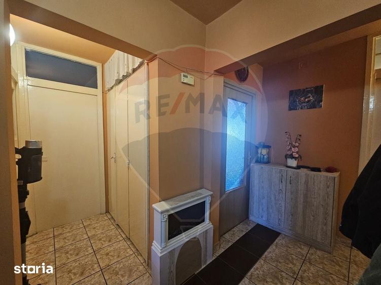Apartament de vanzare - 12