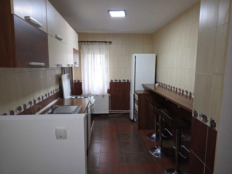 Apartament cu 3 camere cauta familie fericita - 3