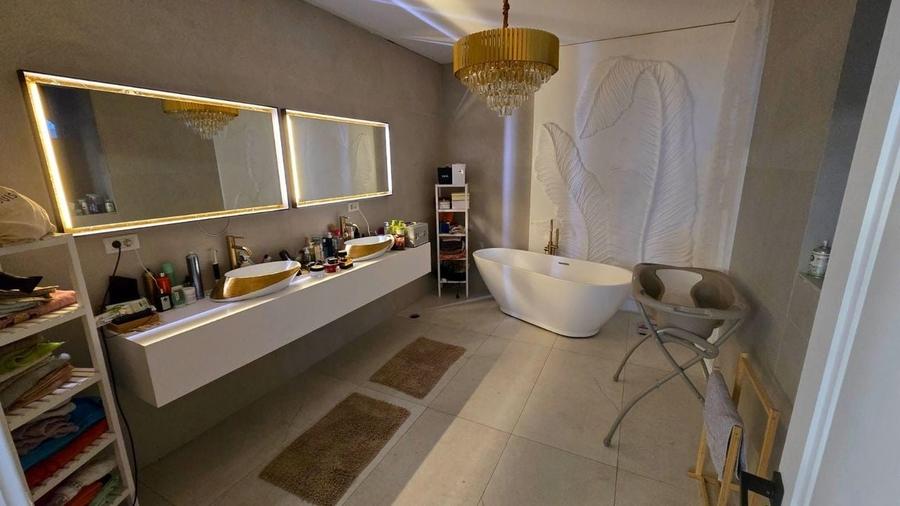 De vânzare | Conac elegant lângă pădure | Tunari - 12