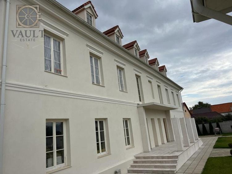 Bijuterie istorica transformata in lux modern: Proprietate unica in Sanpetru - 7