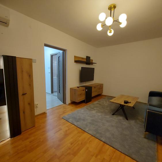 Dristor Mc Donald's- 5minute de metrou - 3