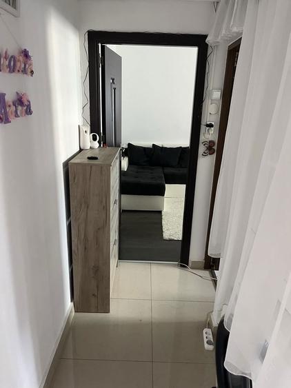 Inchiriez apartament - 1