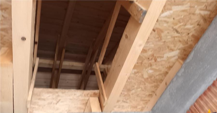 Casa la 15 minute de Brasov, DJ 112A, la rosu sau finalizata - 17