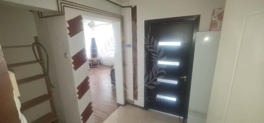 3 CAMERE // REPUBLICII // CENTRALA PROPRIE // 2* BALCOANE // - 4