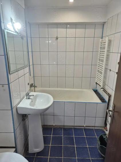 Vand apartament camere decomandat - 2