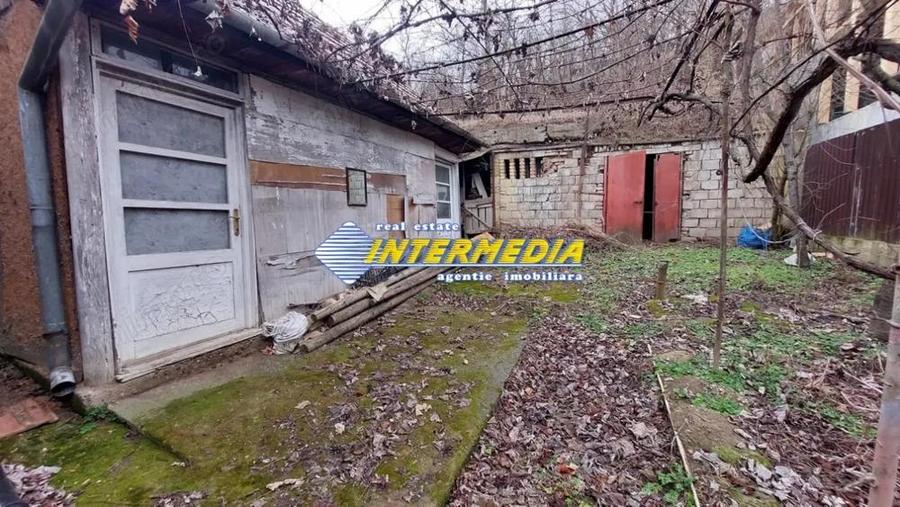 Casa cu 2 camere si 600mp teren in Blaj - 4