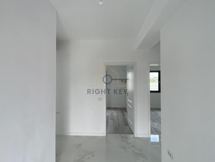 Case parter 4 cam, 380mpt, asfalt, parc, toate utilitatile!Comision 0% - 17