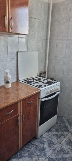 Titan , 5 munte Piata Trapezului - 5