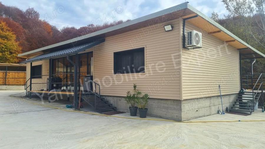 Casa de vanzare in Curtea de Arge?, priveli?te deosebita. - 1