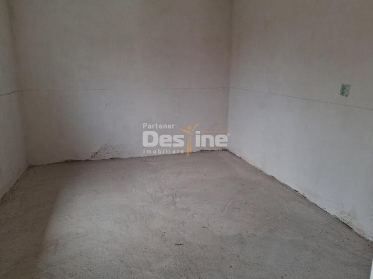 Casa renovata complet, 3068 mp teren, langa Manastirea - 7