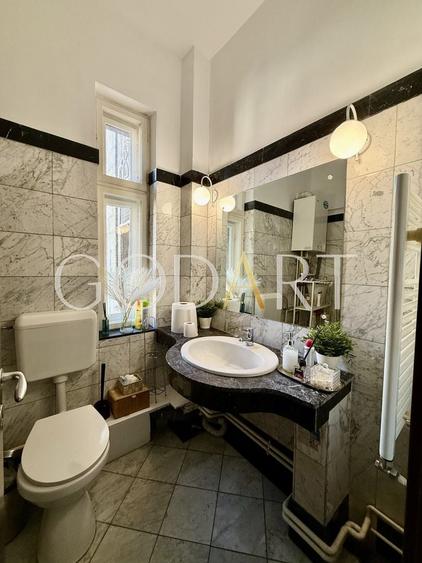 Apartament in vila | Ultracentral | 2 intrări | Garaj | Renovat - 17