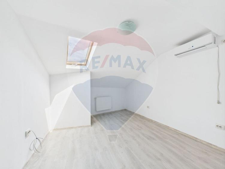 Proprietate speciala Dragomiresti Deal -Teren 15000 mp - 20