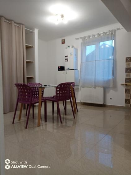 Apartament 2 camere de inchiriat, centrala pe gaz, zona intre Anda si KM 4-5 - 1