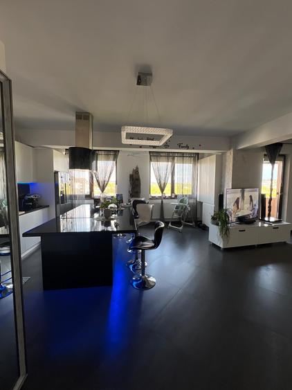 OPORTUNITATE DE INVESTIȚIE: Apartament 156 mp mobilat și utilat - gata de mutare - 3