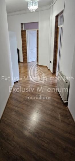 11 Iunie - Unirii Birouri 6 camere