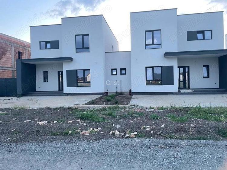 Proprietar 1 2 duplex Dumbravi?a