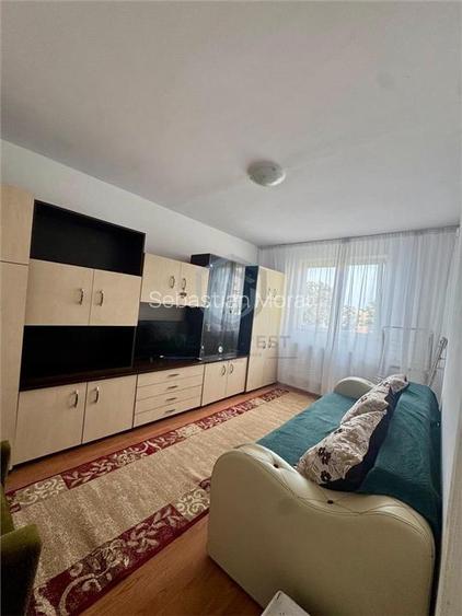 Garsoniera, zona Rogerius
