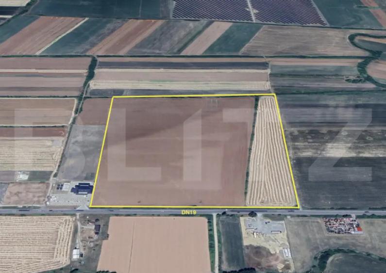 Teren intravilan 10 ha deschidere 357 m la DN19 BOTI - 1