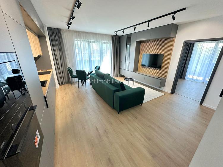 Apartament cu 2 camere semidecomandat, mobilat în Central Apartament cu 2 camere semidecomandat, mobilat în Central