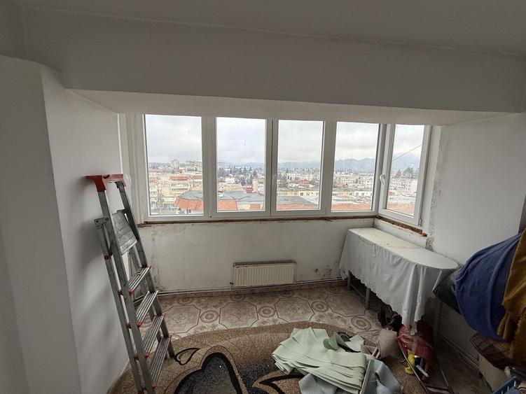 Ap 4 camere 90 mp+boxa+1 camera pe hol ultracentral b-dul Carol 1 - 29