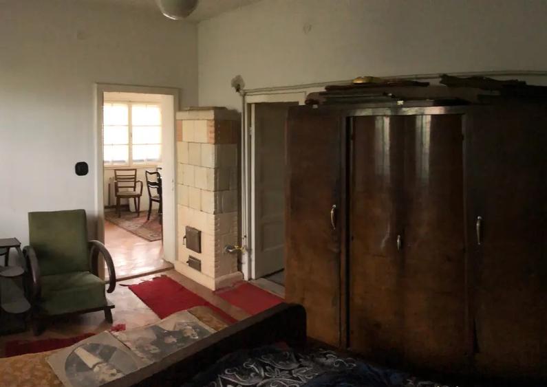 Apartament 3 camere de vanzare la casa str.Vasile Goldis - 11