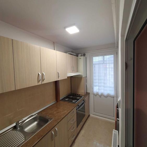 Inchiriez apartament 1 camera zona Petru Rares( Aurora) - 2