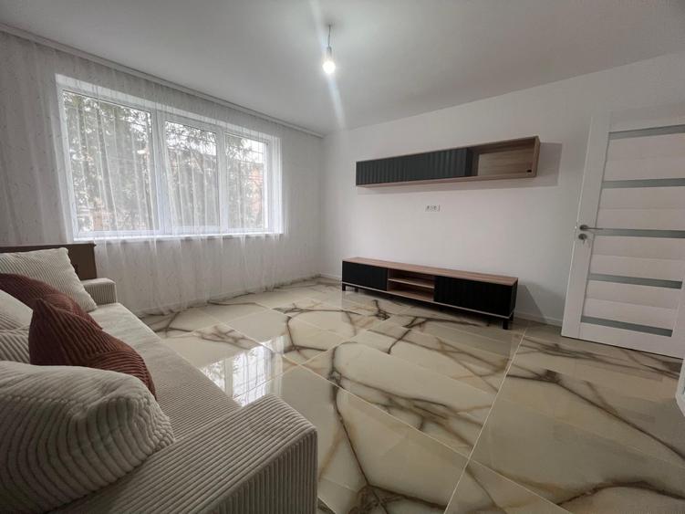 Apartament 2 camere,etaj 1, zona Progresul - 4