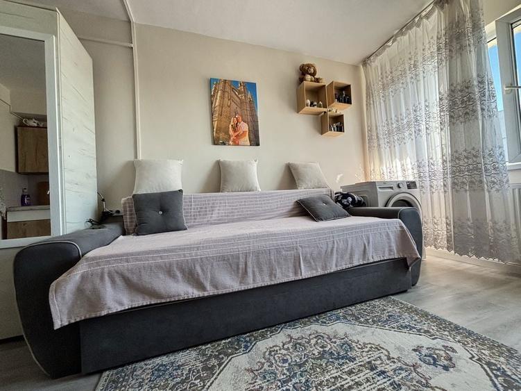 Garsoniera 24 mp , Et 2 , Stare perfecta si complet utilata - 4