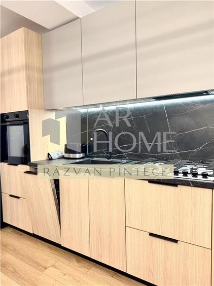Apartament cu 3 camere decomandat, mobilat în Mărășești