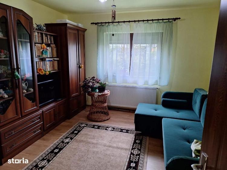 De vanzare Casa situata in Oarda - 2