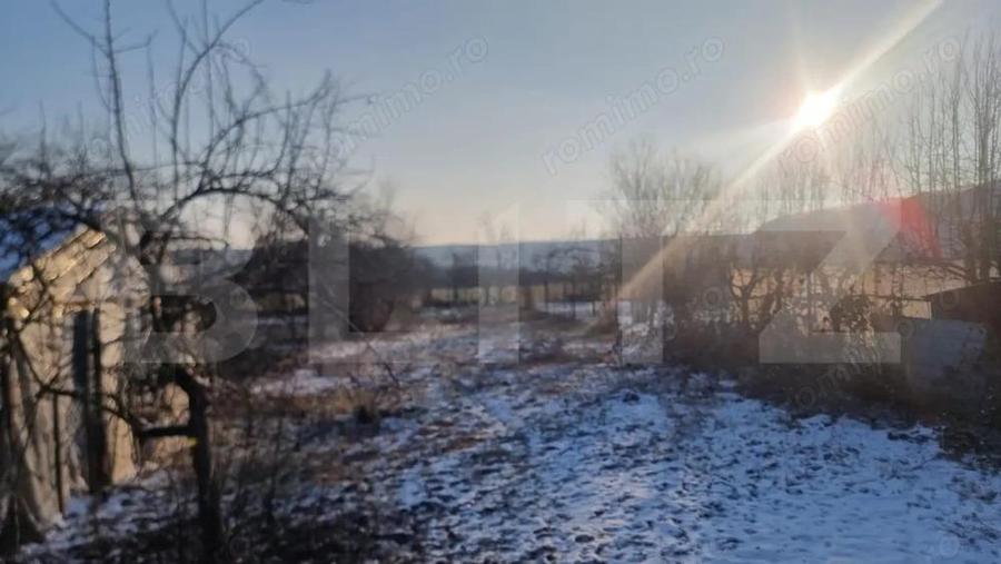 Casa de vanzare in Lipane?ti teren 900 mp, 4 camere - 4