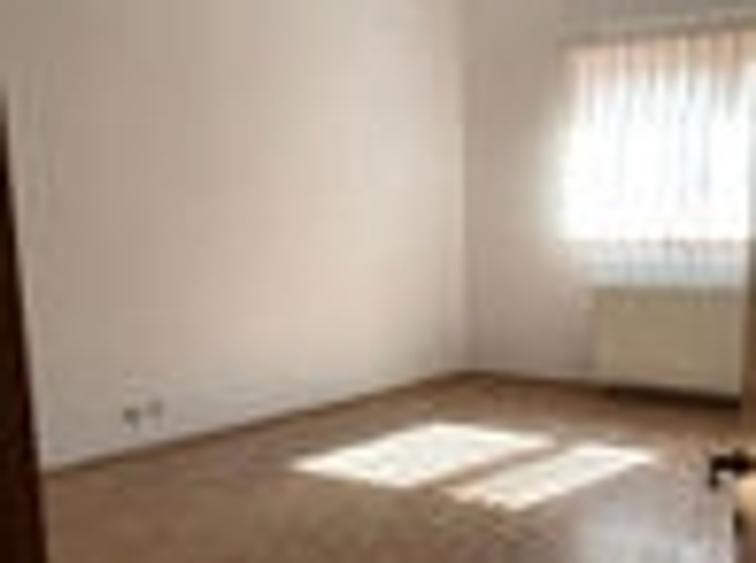 Universitate Inchiriez Spațiu birou 5 cam nemobilat tip duplex 2 Et bloc stradal - 7