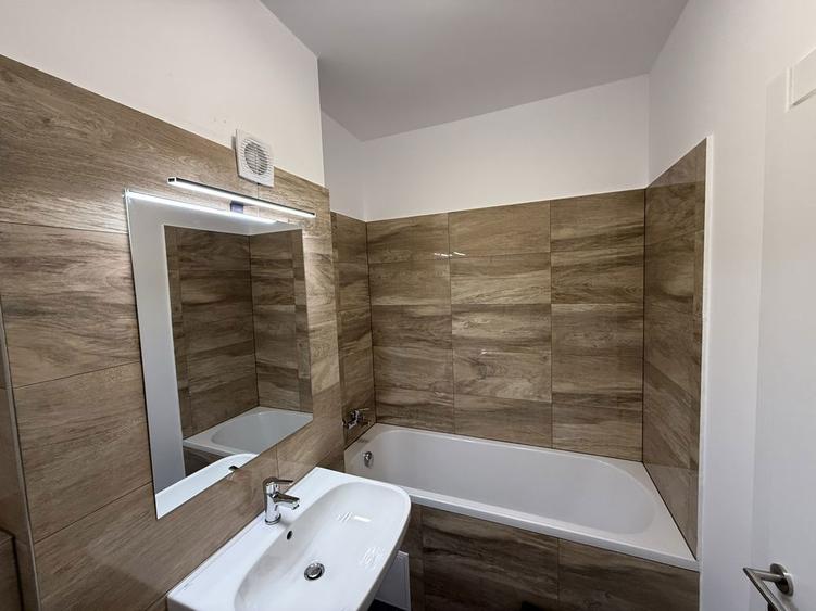 De inchiriat apartament 2 camere zona Torontalului - 2